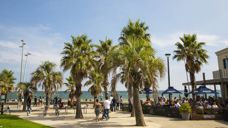 St Kilda Uncovered: Melbourne’s Iconic Beachside Lifestyle with an Urban Soul